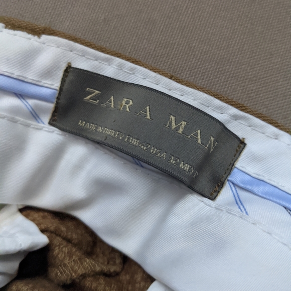 Zara Man Khakis - Picture 2 of 2